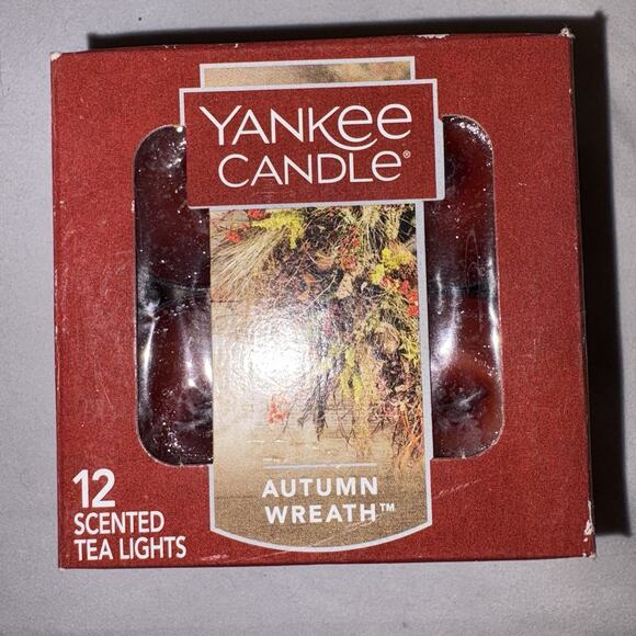 Yankee Candle Ceramic Warmer, Holiday Hearth Melts & Autumn Wreath Tea Lights - Picture 5 of 10